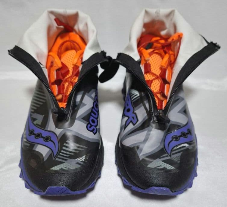 サッカニー Saucony RAZOR+　USA8.5　26.5cm