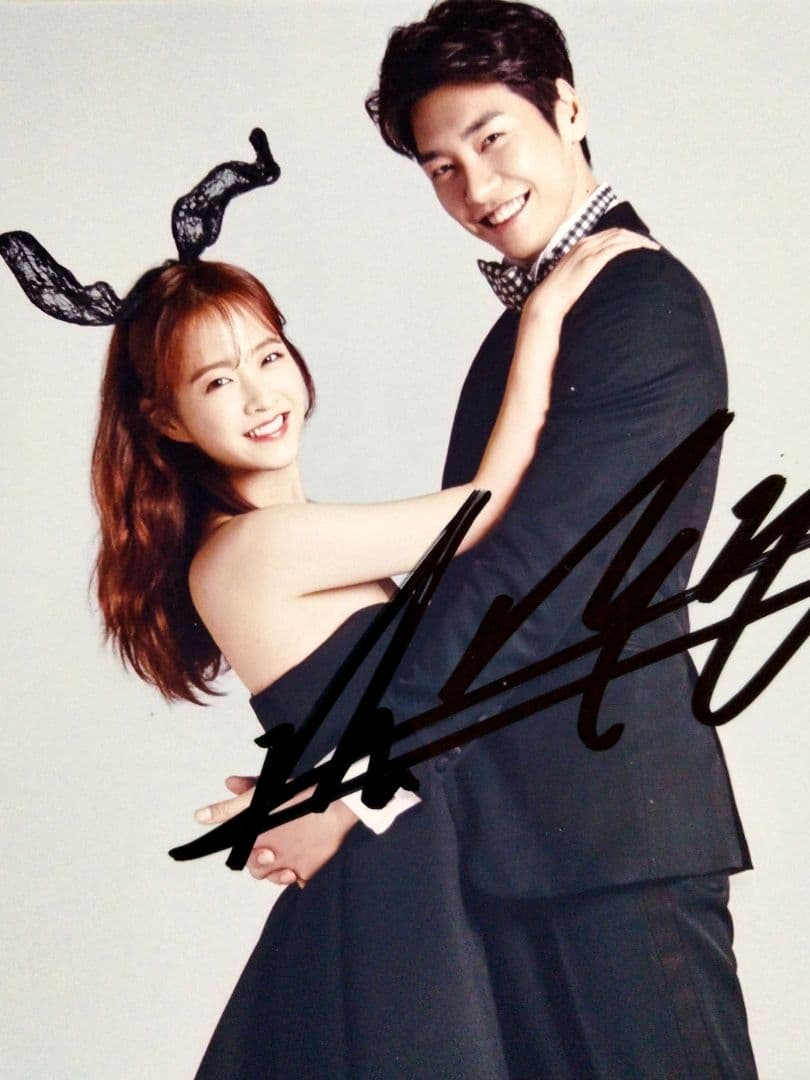 くまもとのモン…キム・ヨングァンとパク・ボヨン直筆サイン入2Lサイズ写真… m43996515081_1.jpg?1722244587