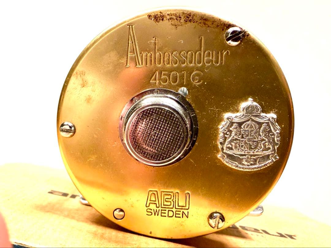 Ambassadeur 4501C ベイトリール - メルカリ