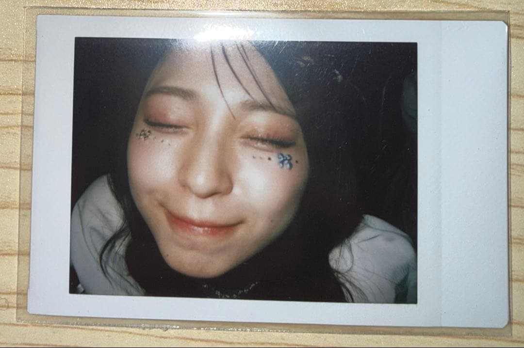 塩川莉世 チェキ - メルカリ