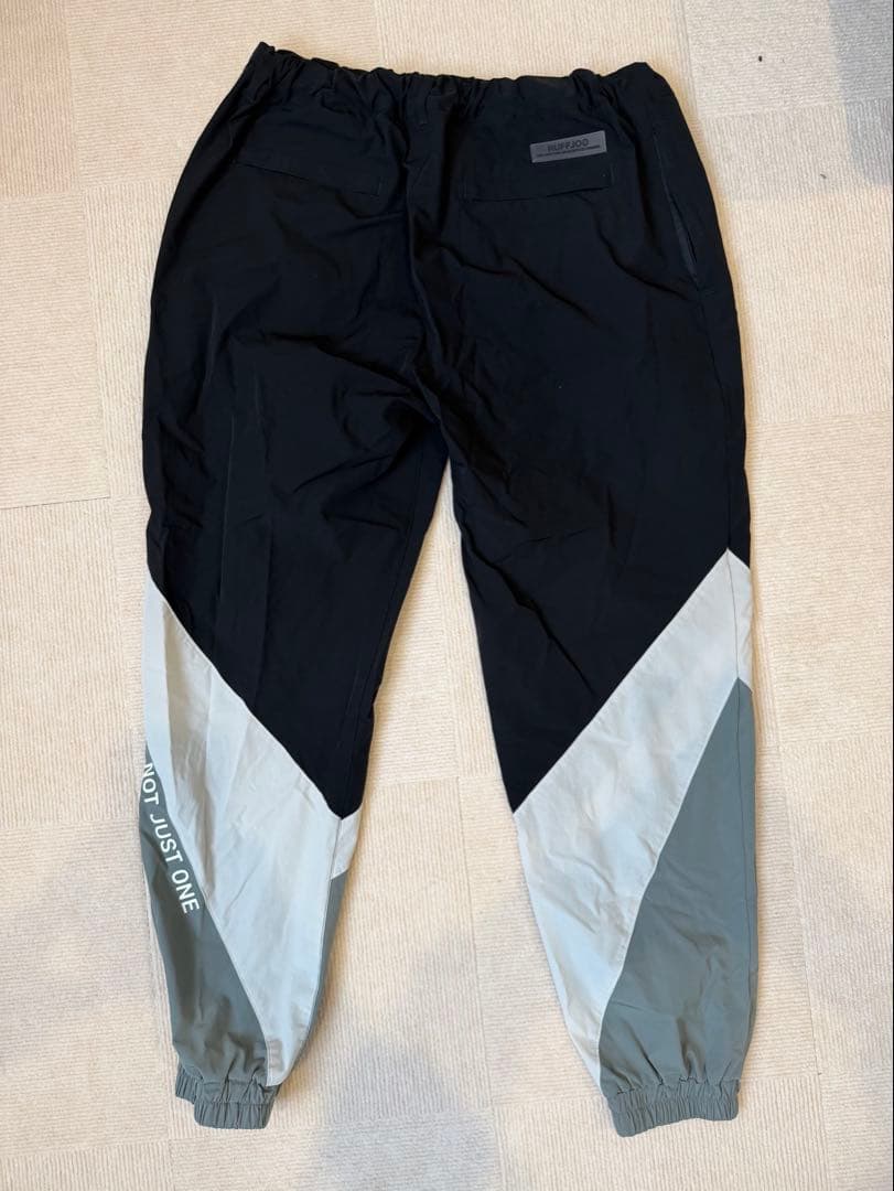 ⭐︎極美品⭐︎ RUFLOG ラフロッグ セットアップ L - メルカリ