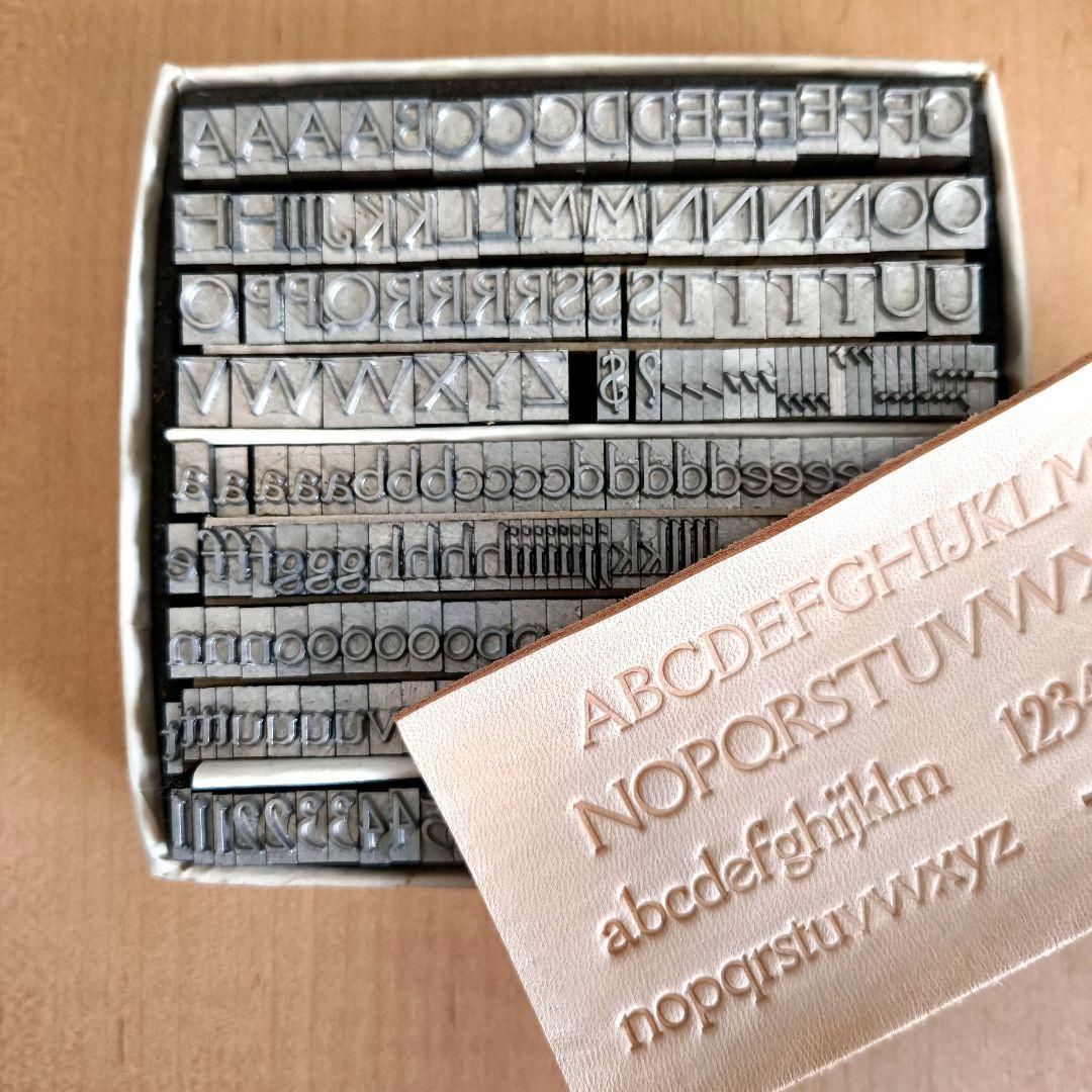 専用】活版印刷 活字 アルファベット大文字小文字．数字 *フルセット