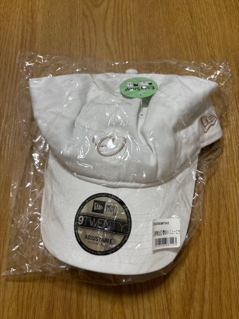櫻坂ニューエラ　コラボキャップ　ホワイト 櫻坂46 NEWERA ニューエラ キャップ ホワイト - メルカリ