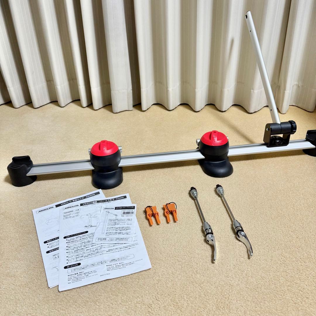 星*旅様 美品 ミノウラ VERGO-TA2-WH スルーアクスル用モデル ミノウラ VERGO-TA2-WH ヴァーゴスルーアクスル 2台用+ホイール