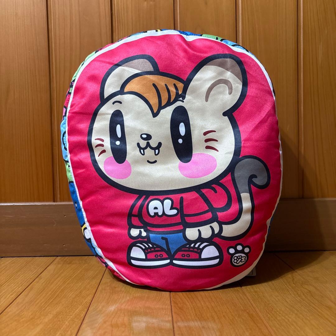 ジェ猫 ダイカット クッション GENERATIONS [白濱亜嵐] - メルカリ