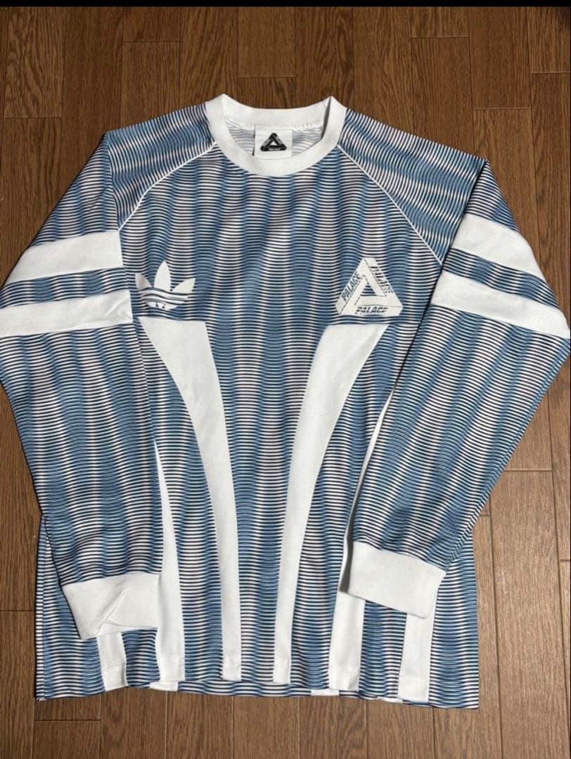 Adidas ✖︎ Palace ロンT - メルカリ