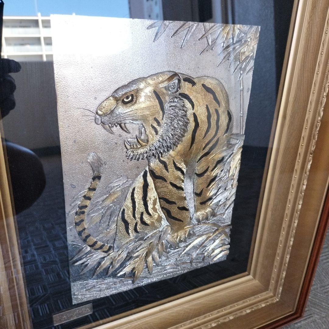 中古 額縁 純金メッキ 虎 63×54cm (24KGP ) - メルカリ