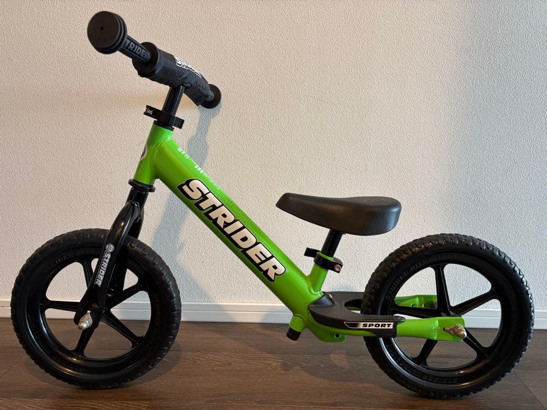 STRIDER バランスバイク グリーン Amazon.co.jp: STRIDER(ストライダー) 12 SPORT (スポーツ) バランス