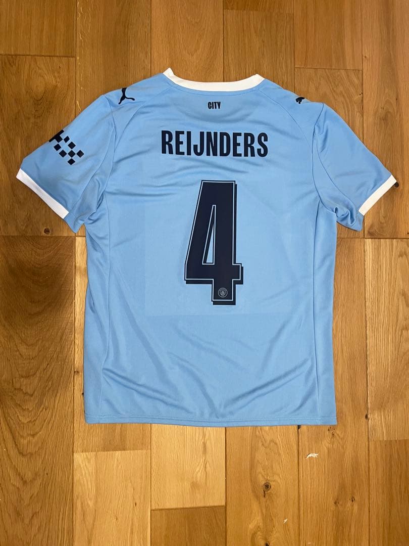 ラインデルス　マンチェスターシティ25/26ホーム 背番号4 正規品 PUMA（プーマ） ○マンチェスターシティ 25-26 ホーム 半袖