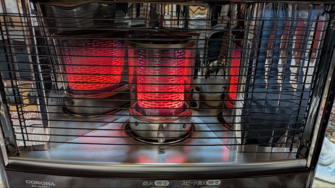 CORONA反射式ストーブ 楽天市場】コロナ 石油ストーブ 反射式 木造7畳まで コンクリート9畳