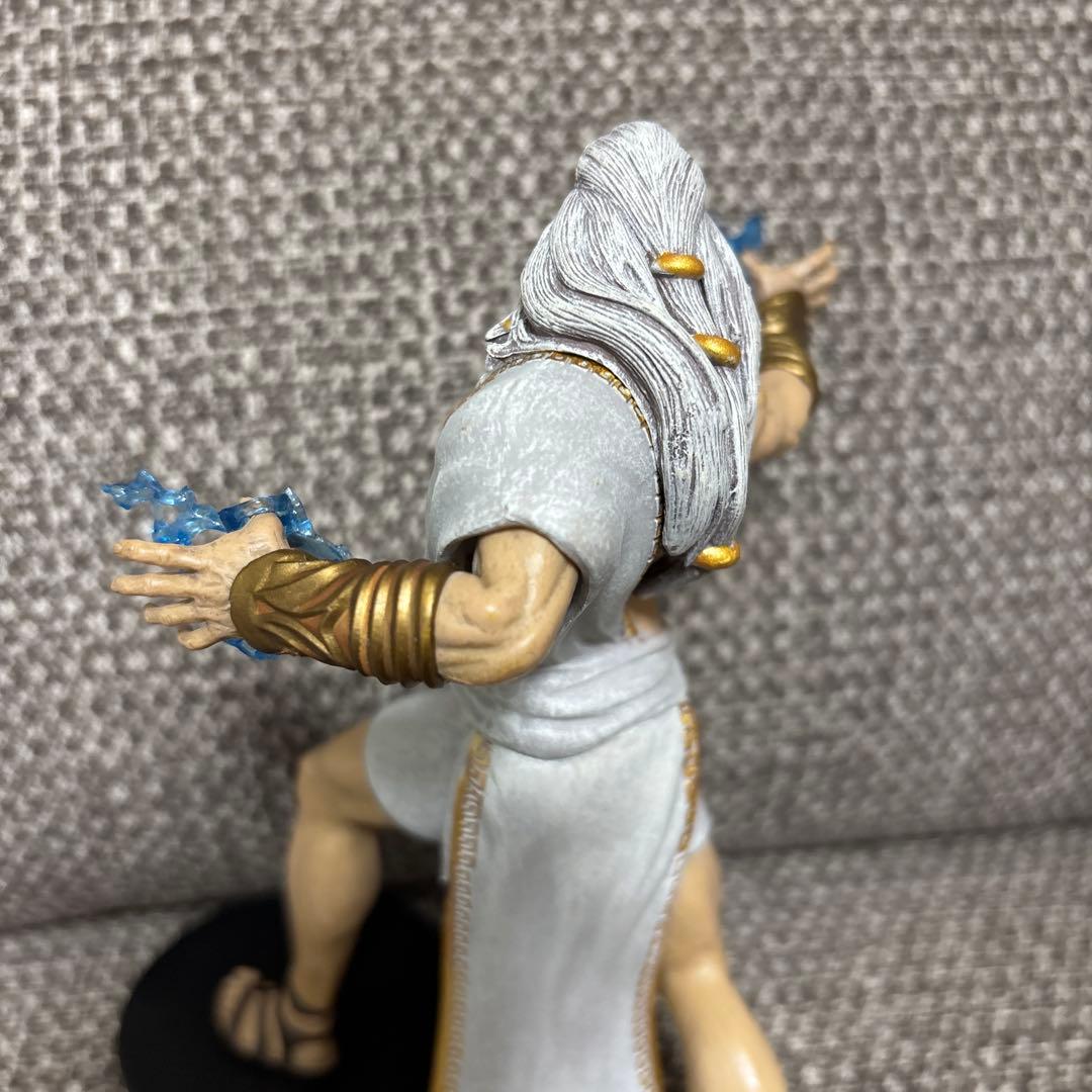 ゴッドオブウォー ゼウス フィギュア - メルカリ