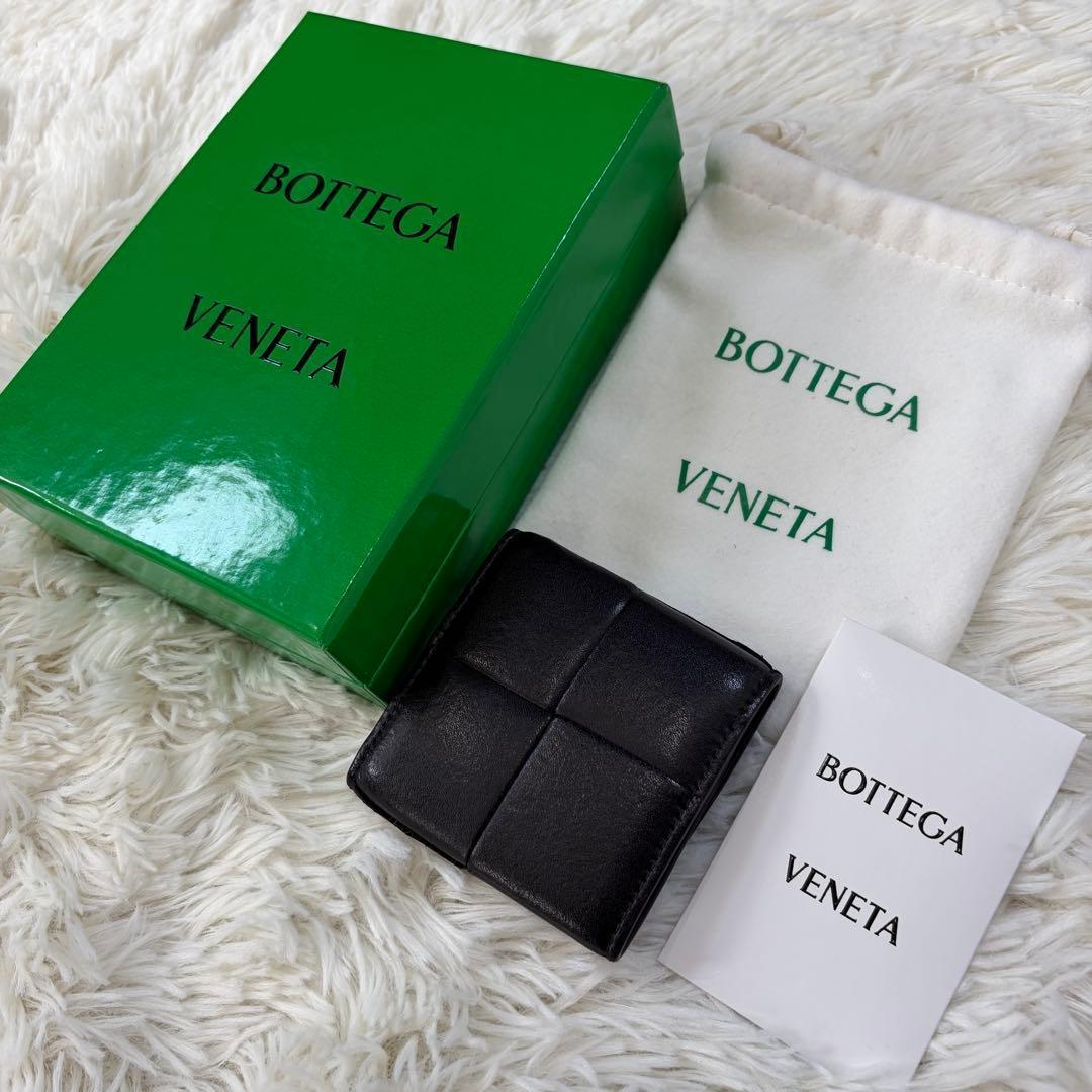 【現行】ボッテガヴェネタ カセット マキシイントレチャート ケース 本革黒 ボッテガヴェネタ カセット マキシイントレチャート マネークリップ