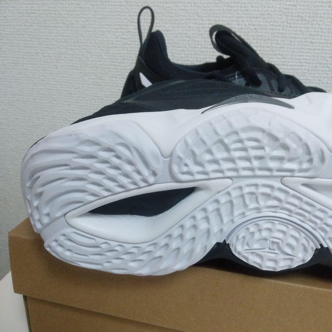 ミズノバレーボールシューズ　ウエーブモーメンタム３　27.0cm