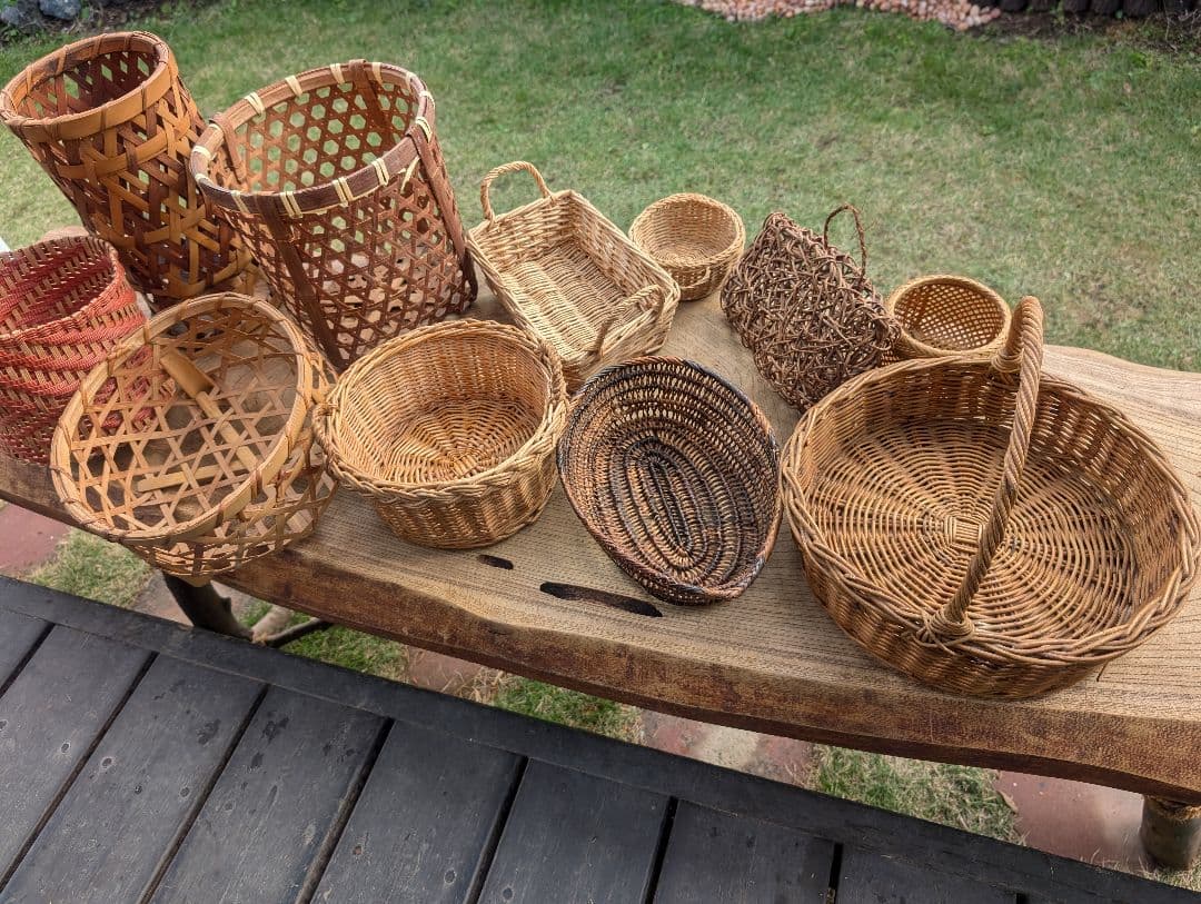 籐製 竹製 バスケットセット　複数点 良質な竹を使用した伝統工芸品 竹細工 バスケットフタ付き(大)(4002227