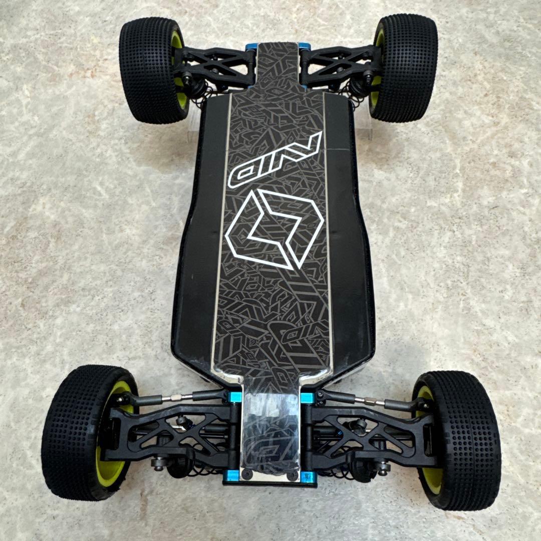 アソシRC10 B74.2 CE 4WD バギー 組立済みシャーシ(メカ無し)