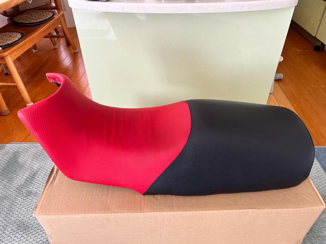 スズキ GSX750S カタナ　シート スズキ（SUZUKI） □純正カラー□GSX750S刀III型シートカバー張替え用