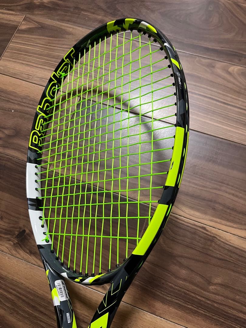 Babolat Pure Aero バボラ ピュアアエロ G2 ガット張りたて - メルカリ