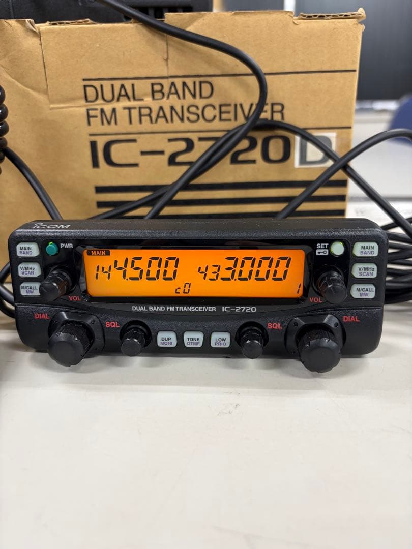 ICOM IC-2720D 美品 Yahoo!オークション - アイコム IC-2720/IC-2720D 144/430MHz デュアル