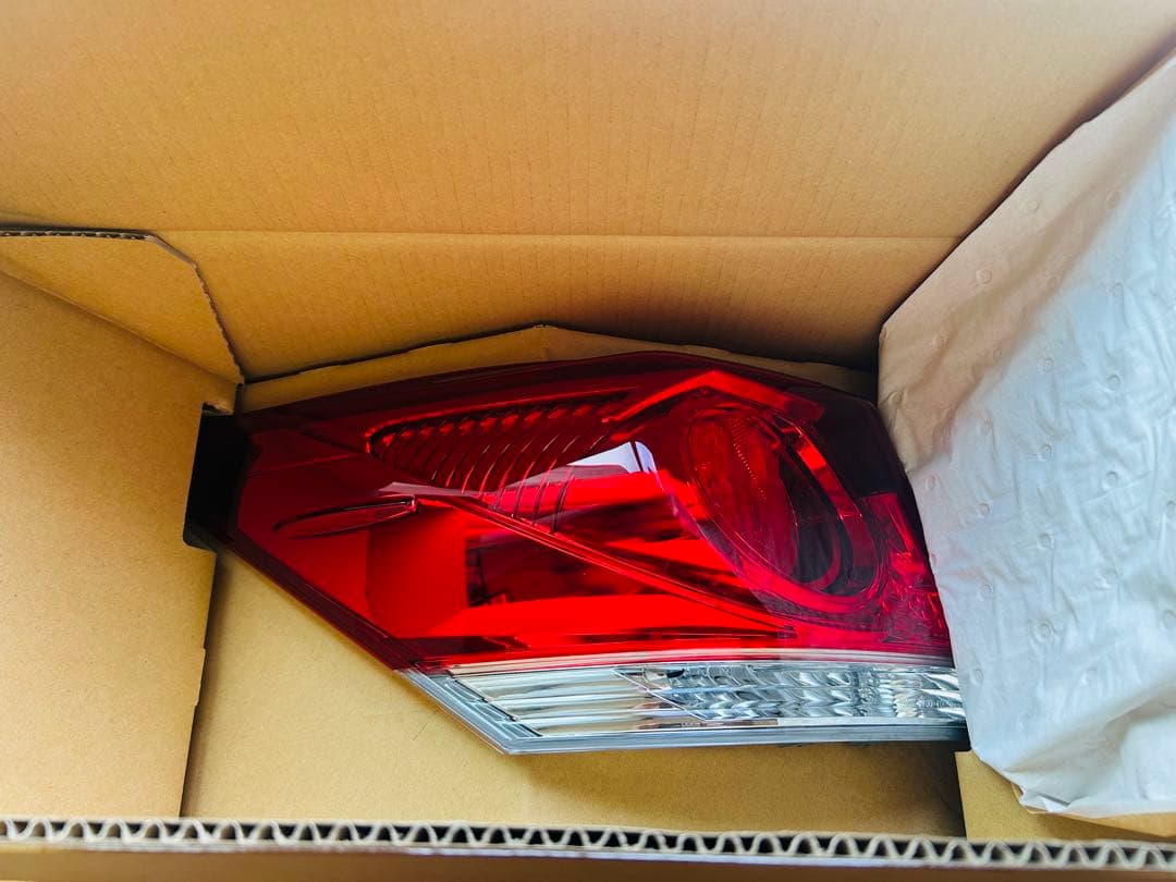 ★新品未使用★クラウン アスリート 210 前期　テール ランプ 左　助手席側 2026年最新】Yahoo!オークション -210クラウンアスリート純正(テール