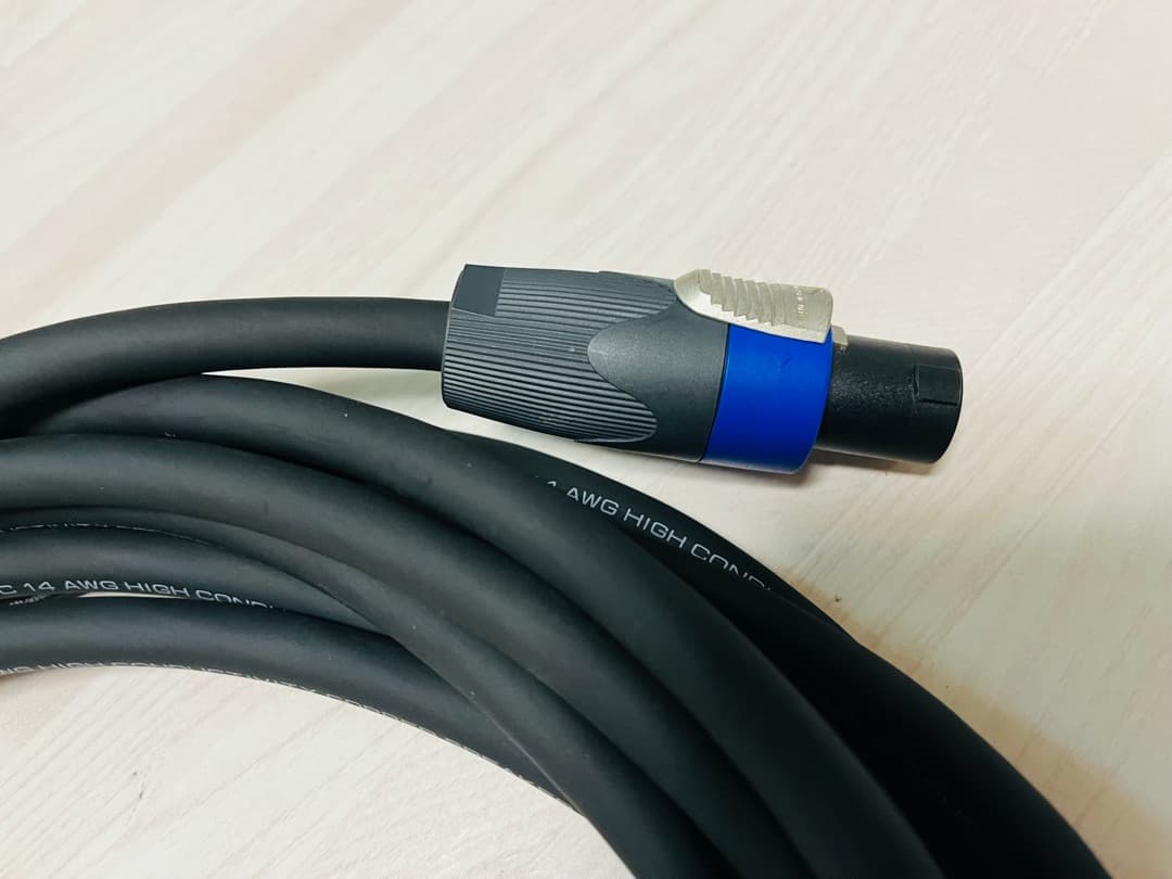 即使用可】BELDEN SC-1810A-05 5m スピコン 動作確認済 - メルカリ