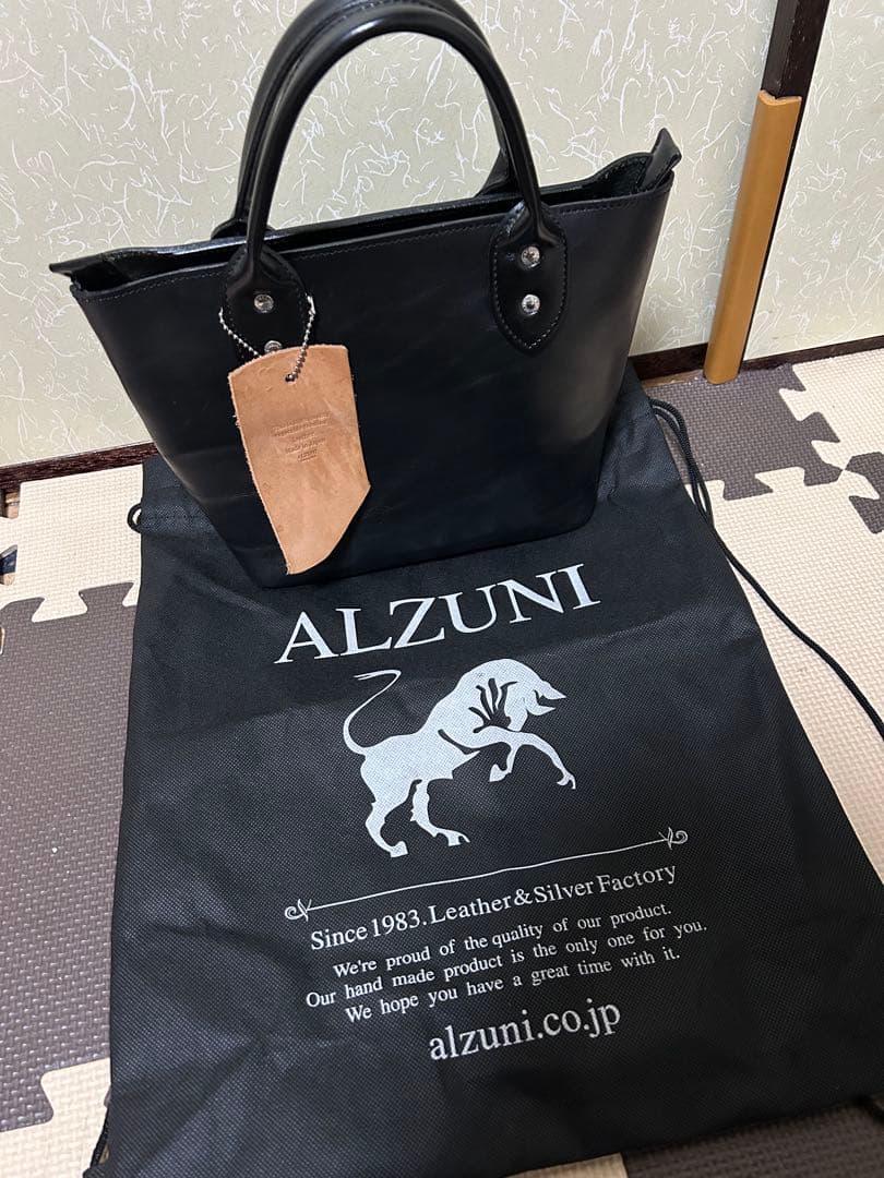 ALZUNI 黒 レザーバッグ 収納袋付き　本革 楽天市場】送料無料 日本製 本革 革 レザー ALZUNI アルズニ トート