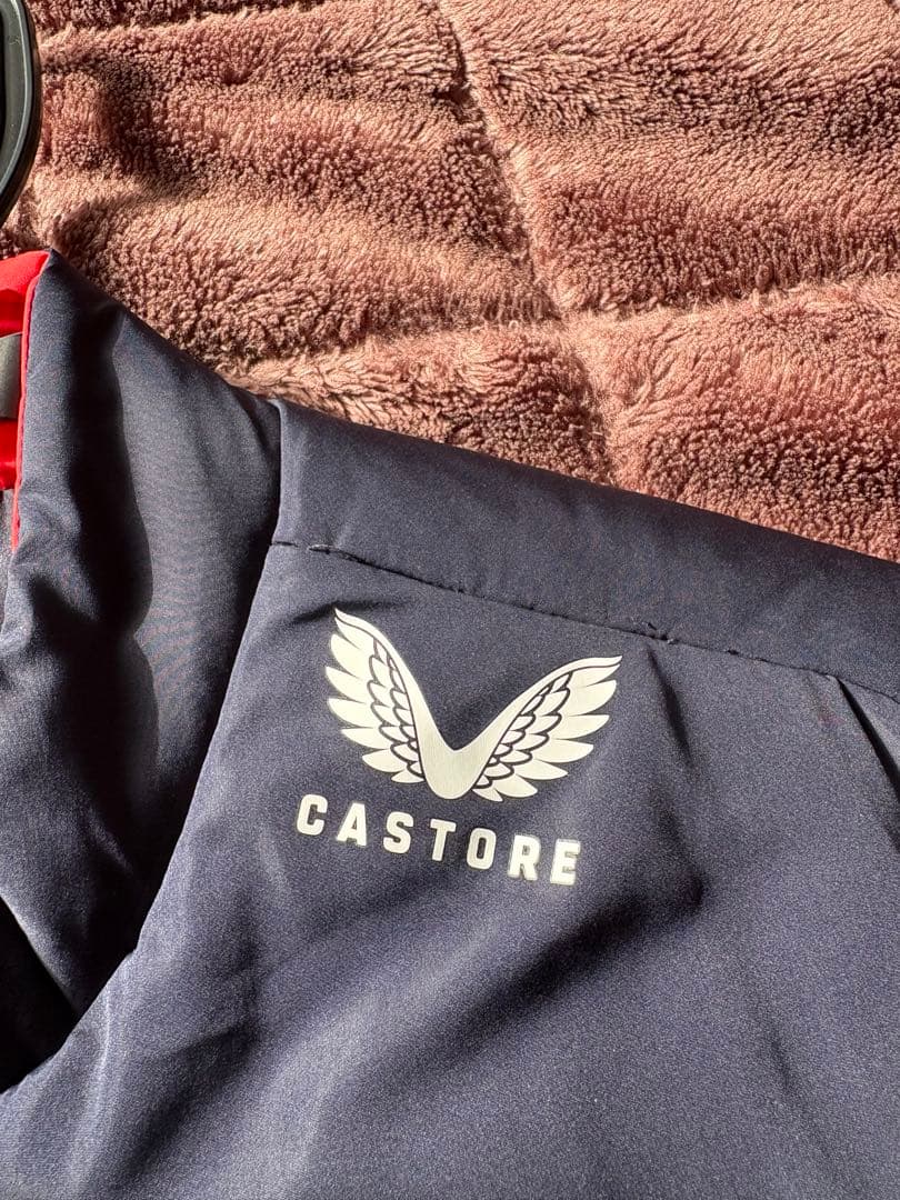 F1支給品 CASTORE レッドブルレーシング ジャケット - メルカリ