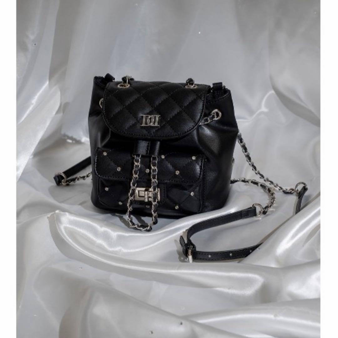 Darich キルティングビジューミニリュック BLK - メルカリ