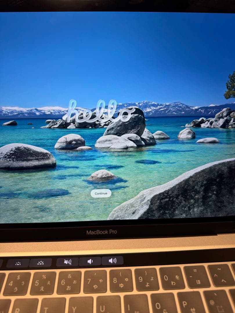 ★MacBook Pro i5 2.0GHz 13インチ（Mid 2020）