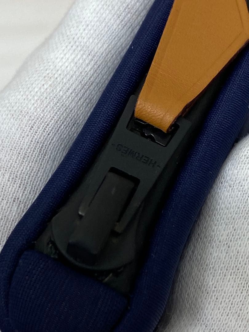 3-3213 HERMES ポーチ《ネオバン》 MM ・ネイビー