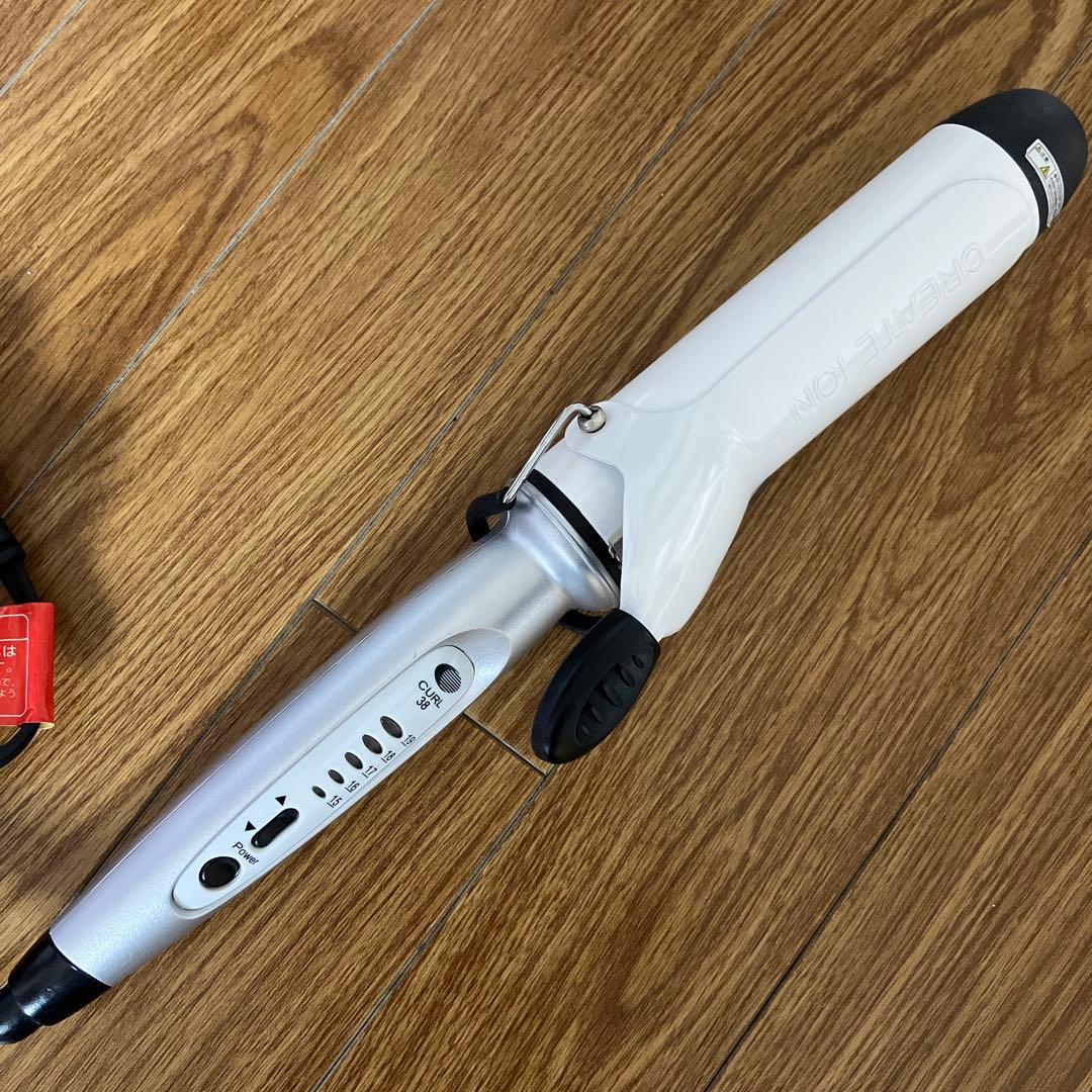 クレイツ ホワイト カールヘアアイロン 38mm温度調整機能付き - メルカリ