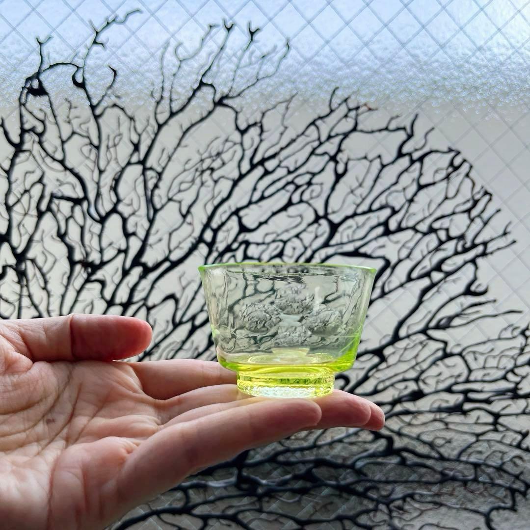 骨董　時代ガラス　切子　花　松葉　黄色　ウランガラス　反り口碗型　盃　猪口　１客 島津薩摩切子】復元 猪口(大) cut18 – ㈱島津興業 島津薩摩切子