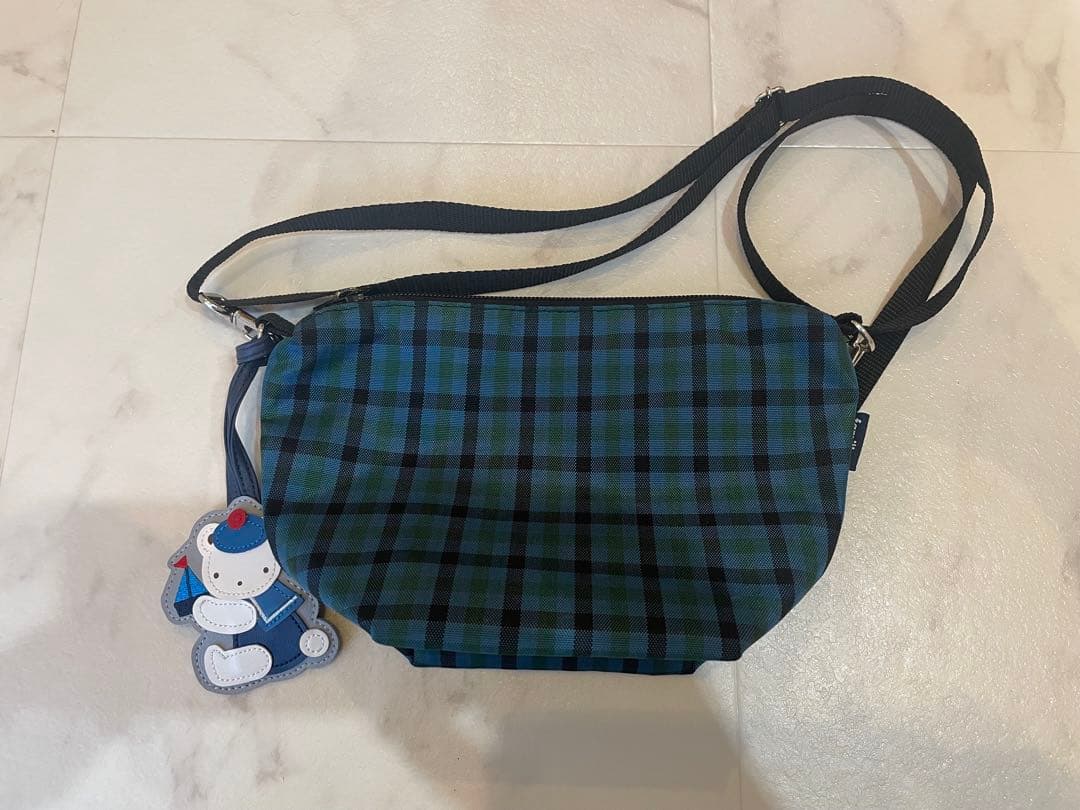 familiar チェック柄ポシェット 西脇市ふるさと納税限定】＜予約受付＞ファミリア（familiar