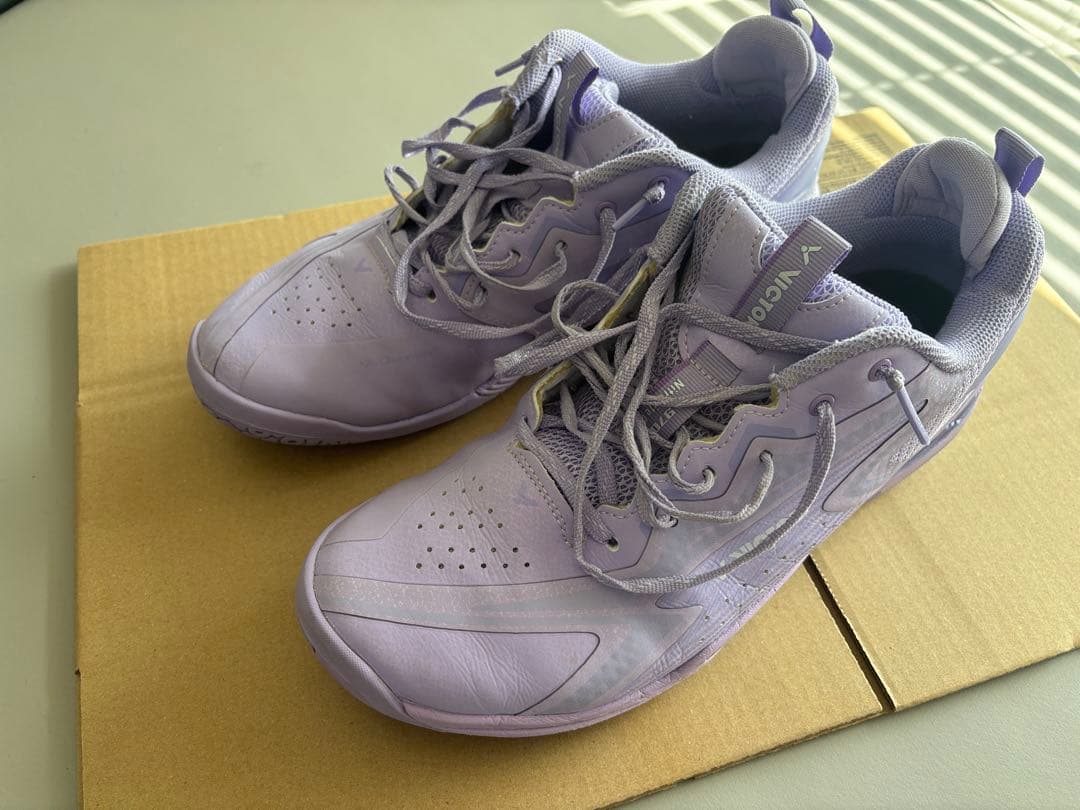 ビクター A970NitroLite 27.5 Victor A970NITROLITE AG (White/Brook Green) – JoyBadminton