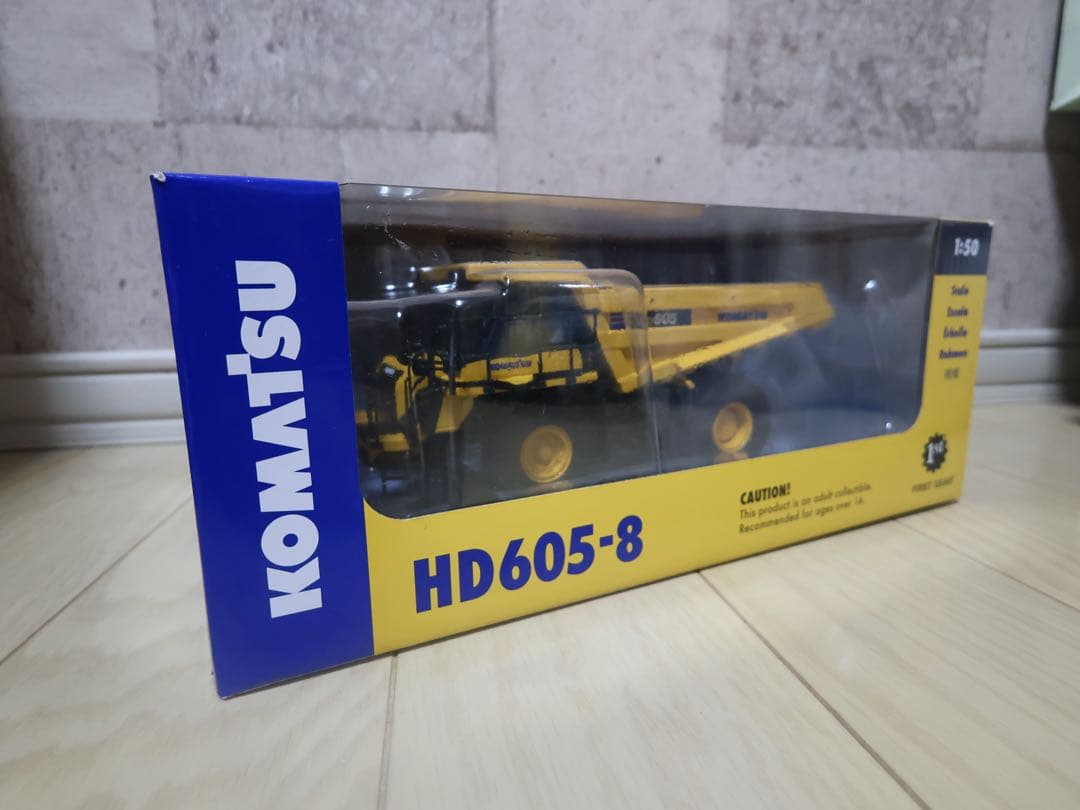 コマツ HD605-8 ダンプトラック 1/50 Amazon.co.jp: ファーストギア 1/50 コマツ HD605-8 ダンプトラック