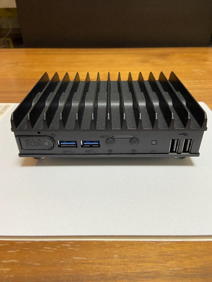 FITLET3 ファンレス サーバ IoT ゲートウェイ fitlet3 – fit IoT