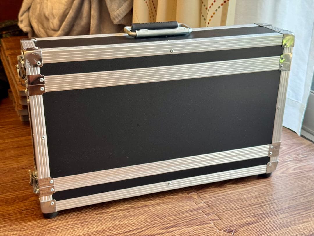 penn elconの2Uラックケース ブラックマジックデザイン ラックマウント ラックマウントブラケット Mシリーズ | 製品情報 | タカチ電機工業