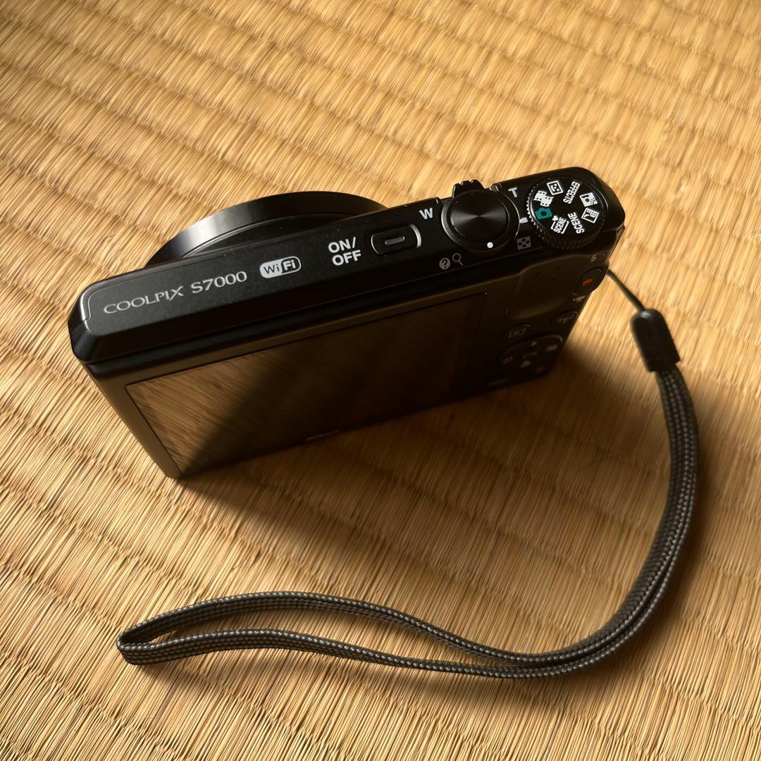 Nikon COOLPIX S7000 20倍光学ズーム