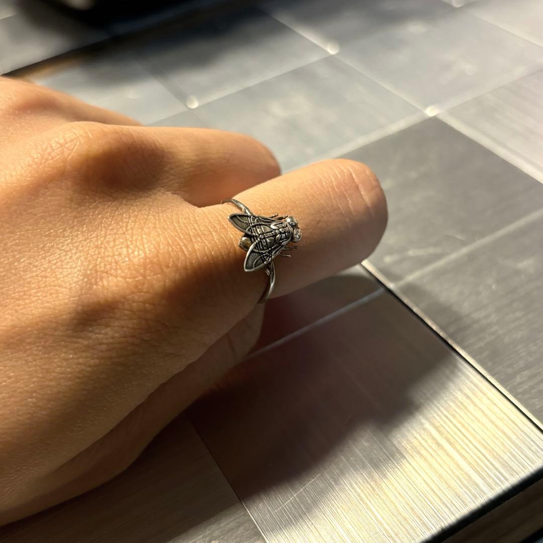 ヴィヴィアンウエストウッド ハエ モチーフ リングイーネ - メルカリ