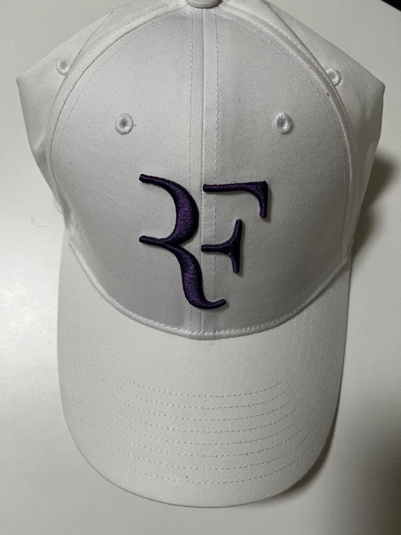 UNIQLO ロジャー フェデラー RFロゴ キャップ ホワイト UNIQLOフェデラー・モデルのゲームウェアとRFキャップが10月10日(月