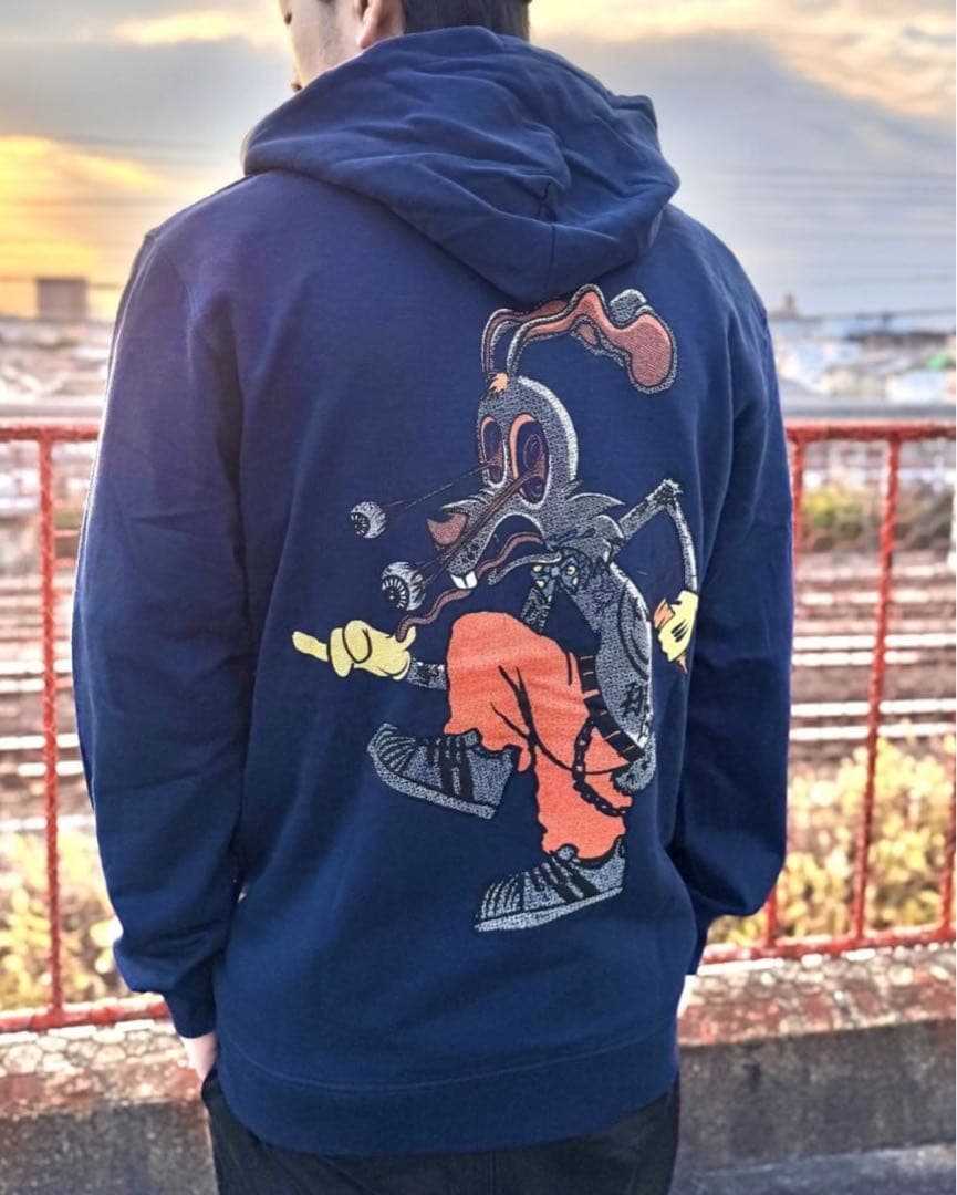 新品未使用 BLINK-182 / Roger Rabbit パーカー Lサイズ