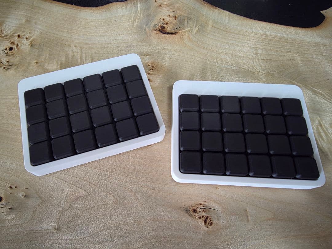 SYNC24オーソリニア 左右分割 キーボード Bluetooth オーソリニア 左右分割 キーボード Bluetooth - メルカリ