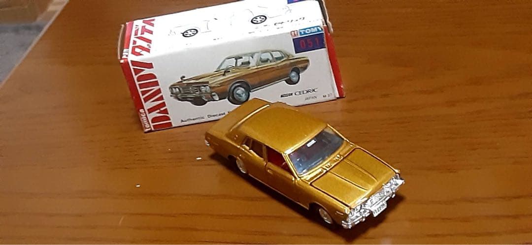 トミカダンディ 4台セット クラウン ロードペーサー セドリック - メルカリ