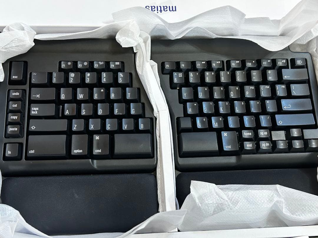 Matias Programmable Ergo Pro FK403Q - メルカリ