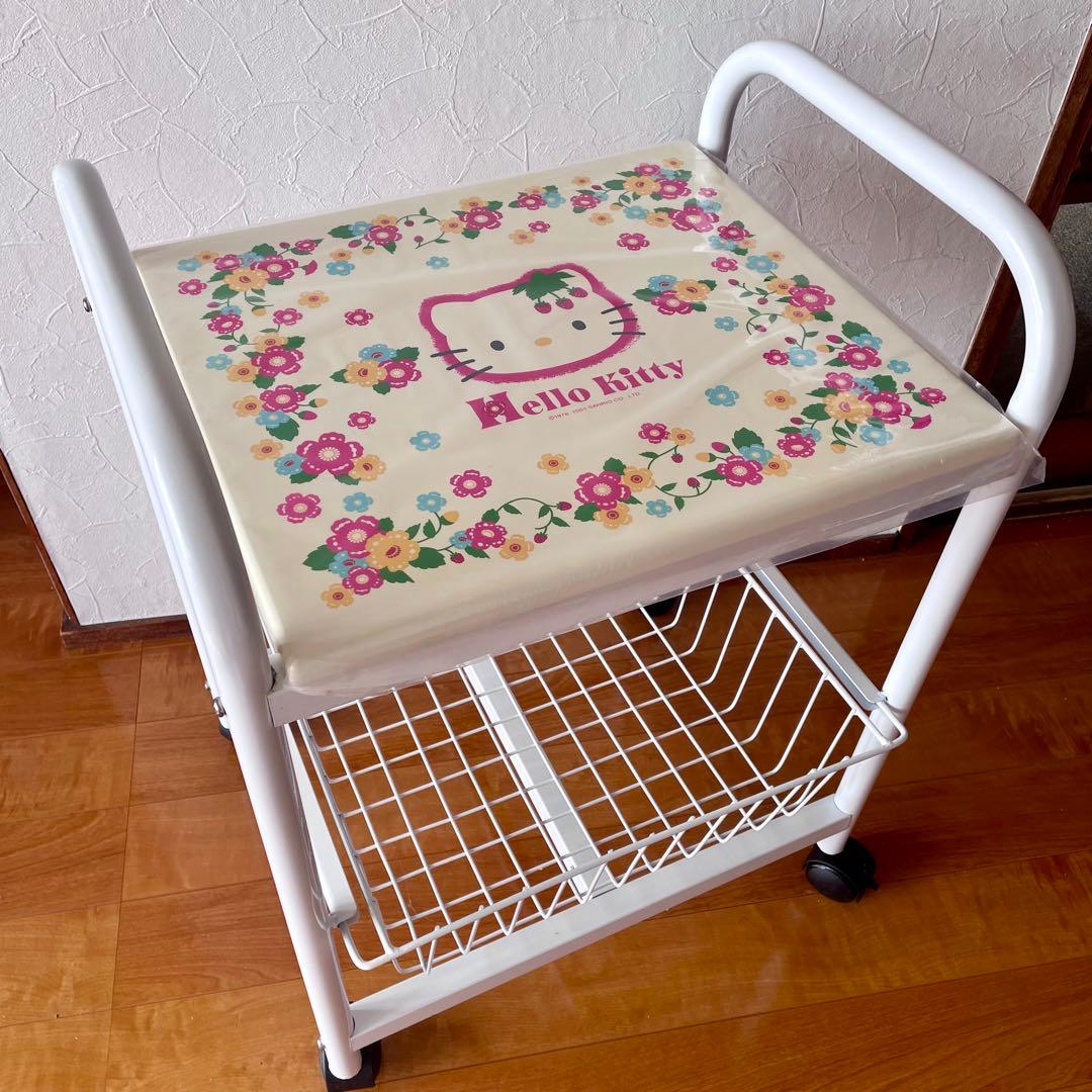 【希少】ハローキティ 野いちご シリーズ キャスター付き キッチンワゴン 希少】ハローキティ 野いちご シリーズ キャスター付き キッチンワゴン