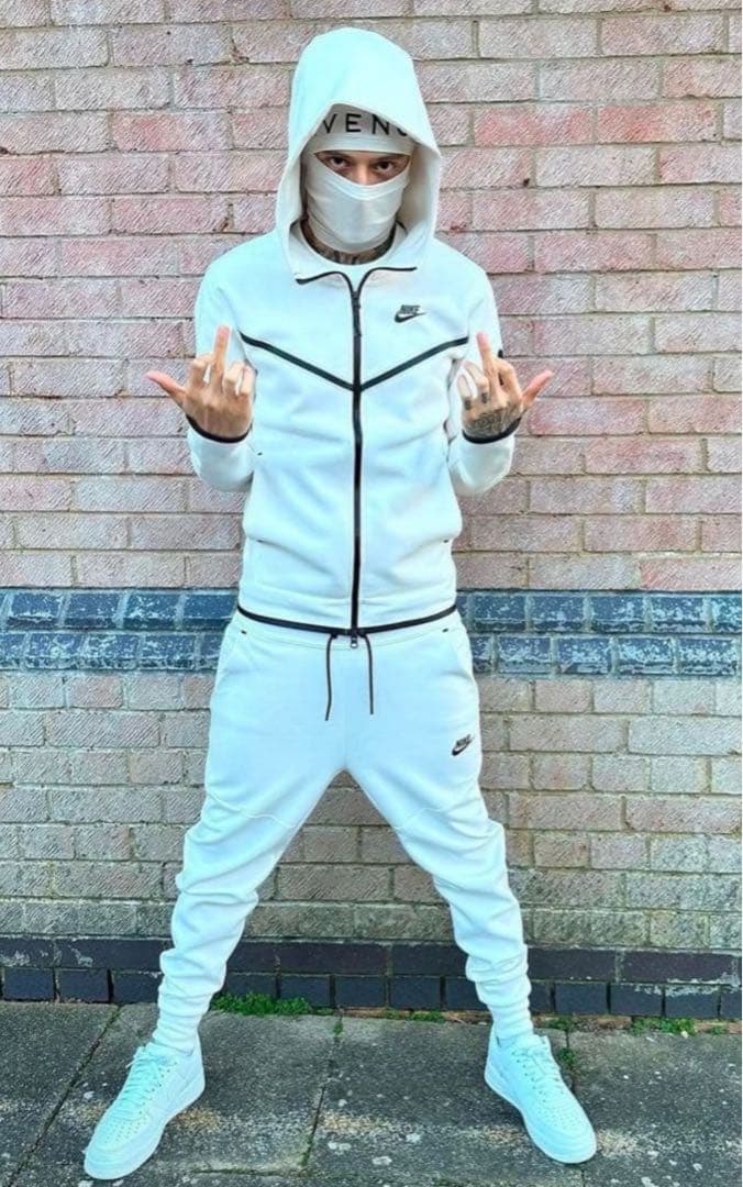 Nike テックフリース White NIKEテックフリース 白 ホワイト L - メルカリ