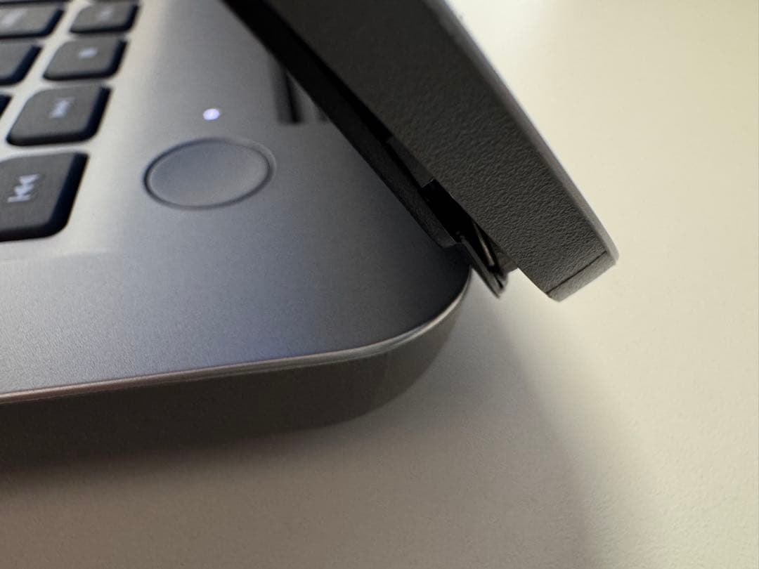 ヒンジ破損】Lenovo IdeaPad Slim 170 ・15.6型 - メルカリ