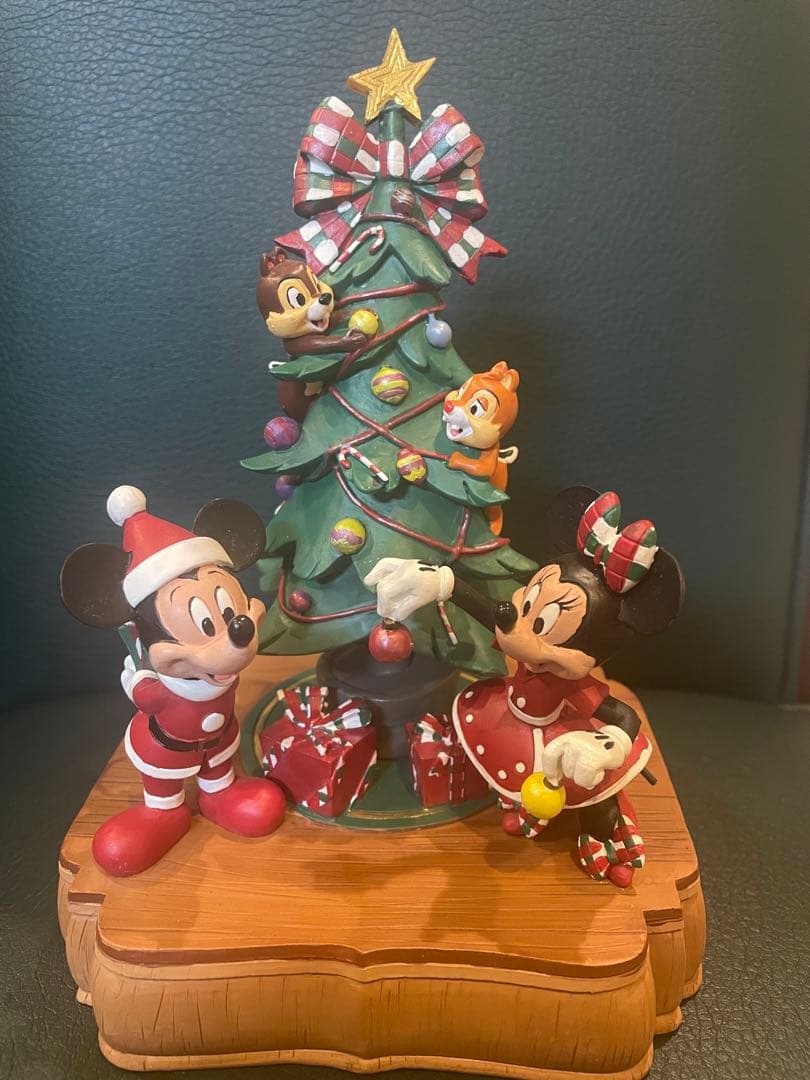 ディズニー クリスマス　 ミッキー ミニー チップ デール LED フィギュア ミッキー＆フレンズ ディズニー ミッキー クリスマスファンタジー2006
