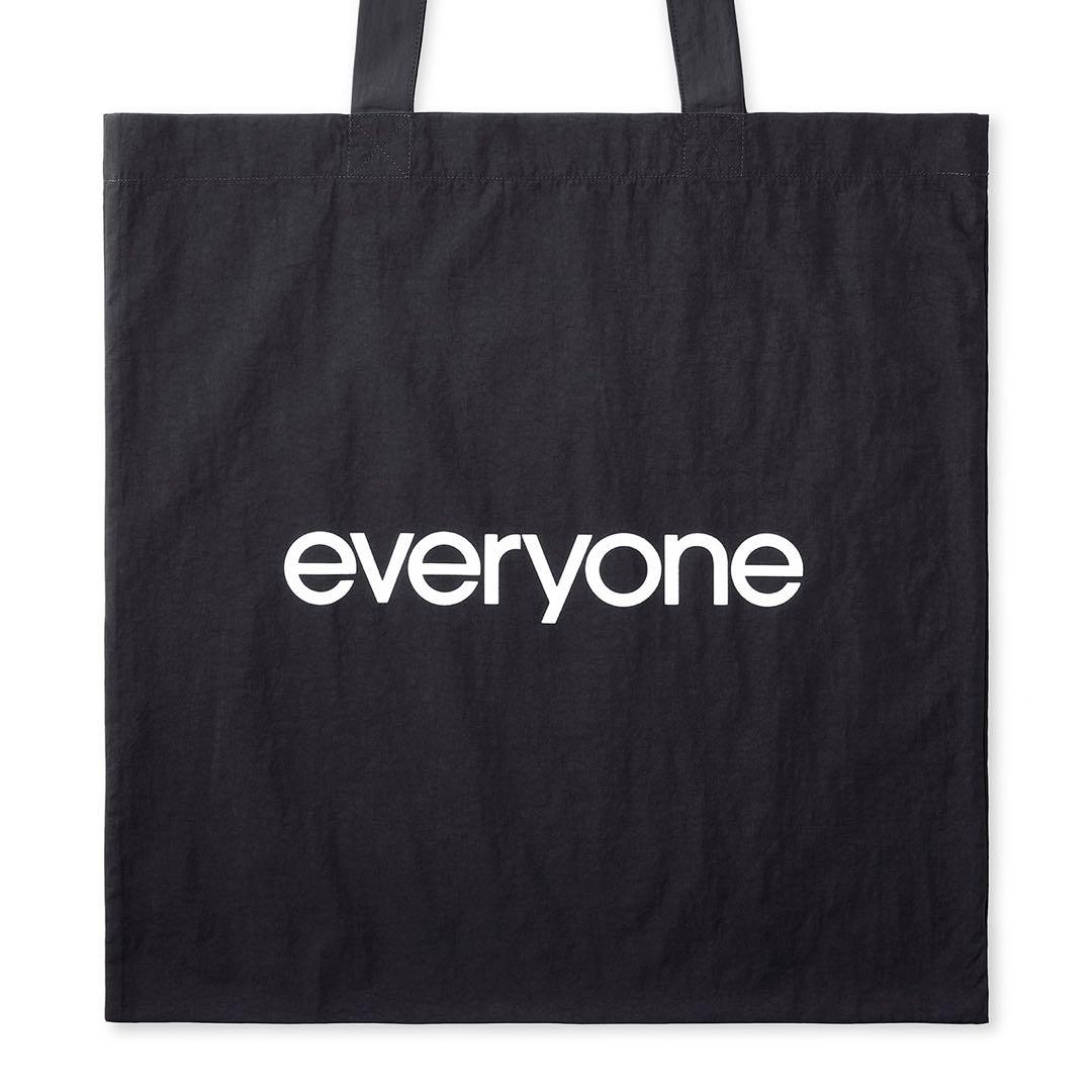 バッグ everyone nylon logo tote black everyone nylon logo tote bag (OLIVE) | everyone