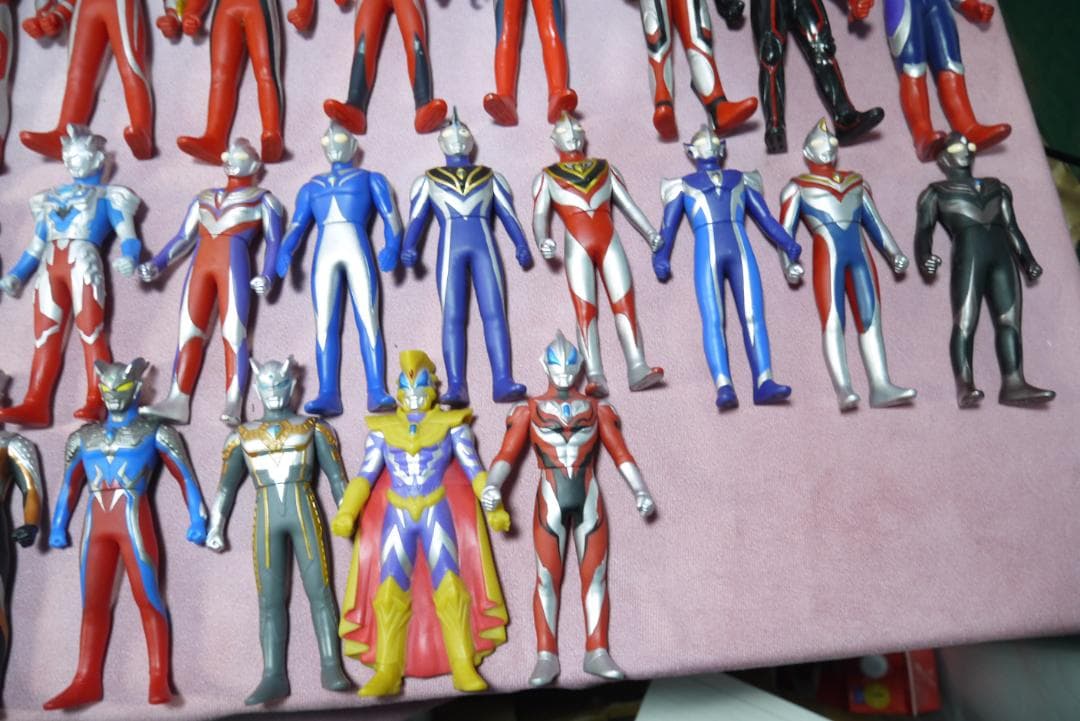 ウルトラヒーローシリーズ800サイズ　500サイズ　ほか　ソフビ70体