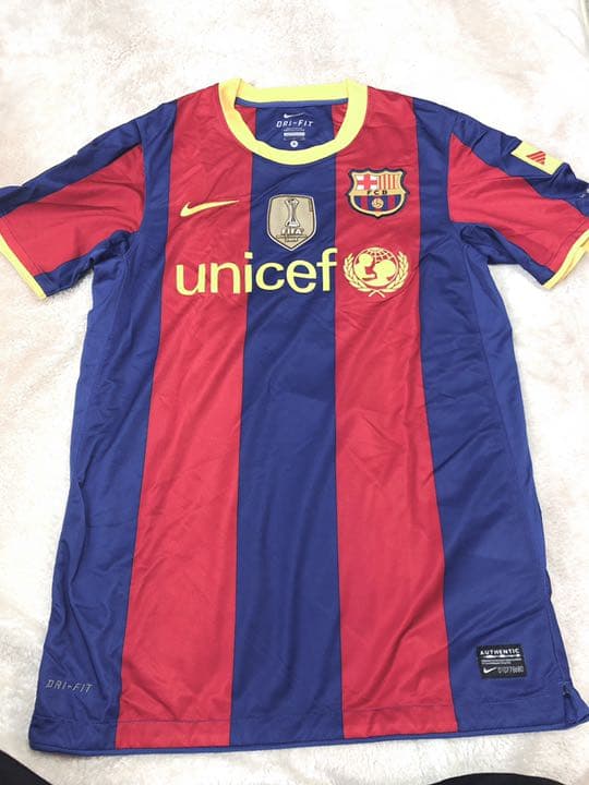 バルセロナ ユニフォーム メッシ選手 07/08 バルセロナ ホーム ユニフォーム メッシ 19番 - クラシック